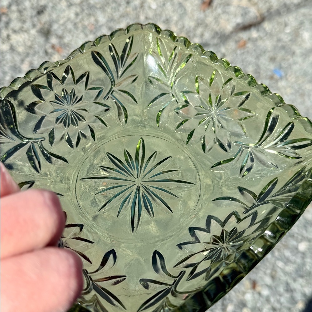 Vintage Hazel Atlas Avocado Green Cut Glass Sawtooth Decorative Bowl Candy Dish